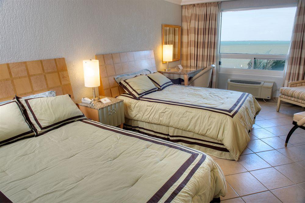 Ramada By Wyndham Princess Belize City Bilik gambar