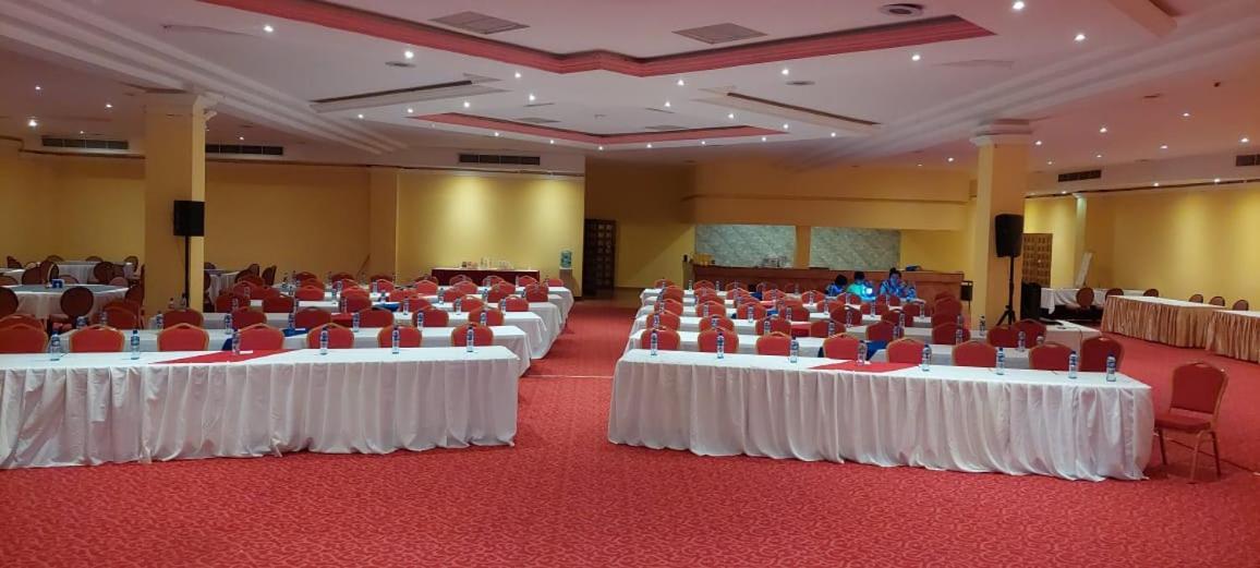 Ramada By Wyndham Princess Belize City Luaran gambar