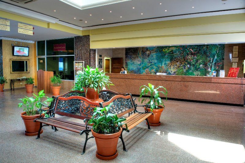 Ramada By Wyndham Princess Belize City Dalaman gambar