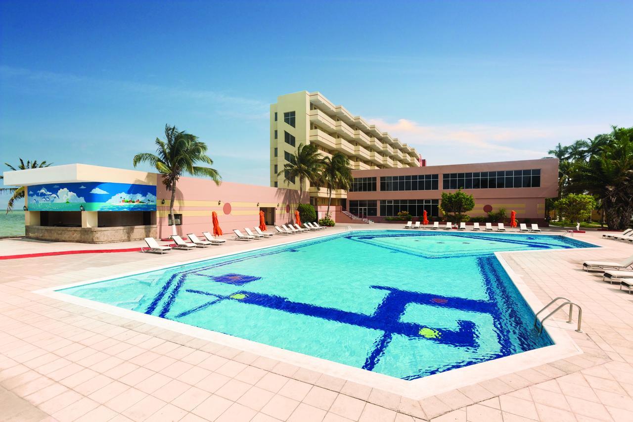 Ramada By Wyndham Princess Belize City Hotel Luaran gambar