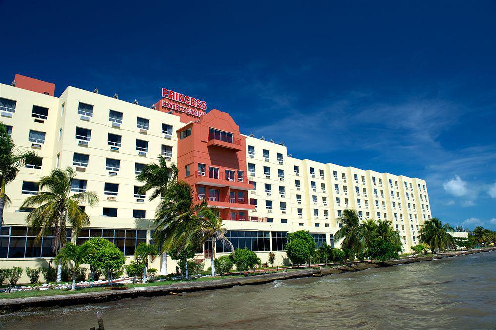 Ramada By Wyndham Princess Belize City Hotel Luaran gambar